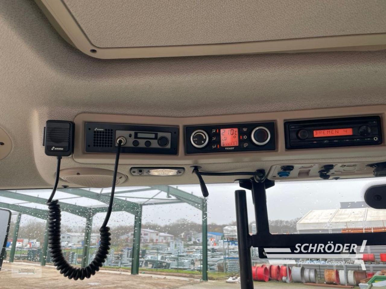 Traktor типа Fendt 718 VARIO S4 PROFI PLUS | RTK | FZW, Gebrauchtmaschine в Wildeshausen (Фотография 16)